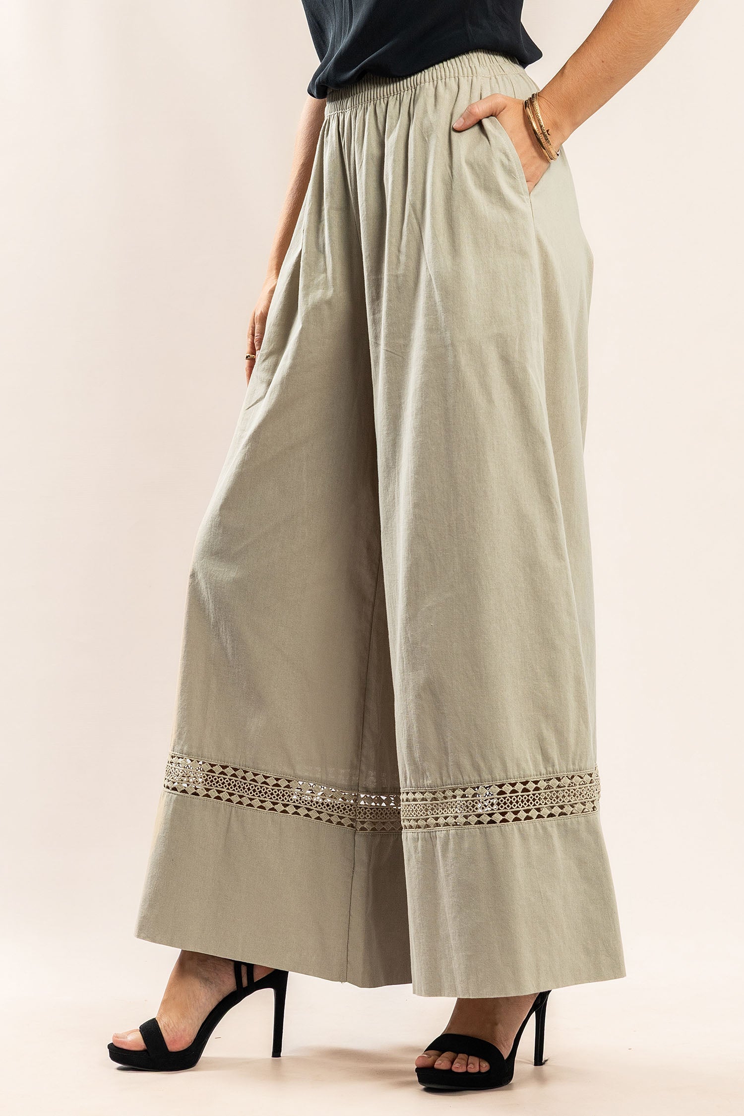 Gizzel Pants — CCW25WNPT08-1